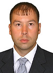 Врач Валеев Руслан Ражимович